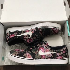 Nike SB Janoski Digi Camo Floral (Green)